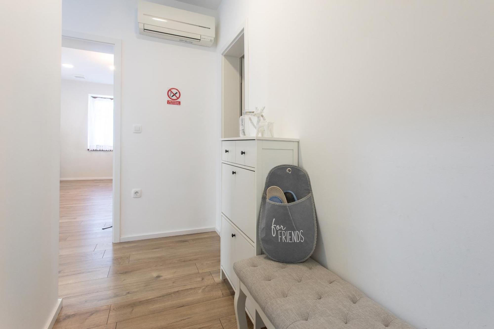 Superior Apartments Vito بليد المظهر الخارجي الصورة
